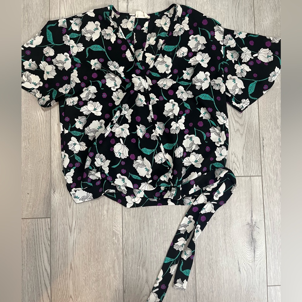 Sienna Sky black with purple flower top